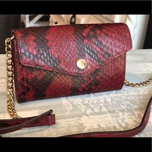 ✅NEW, NEVER USED!! Red & black Michael Kors purse